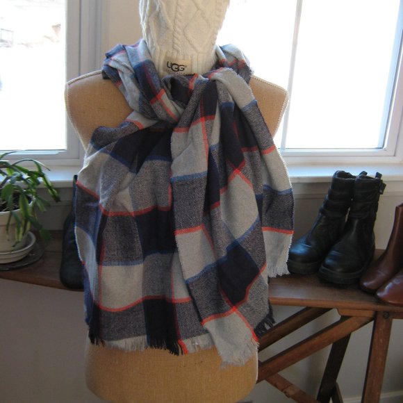 NWT Plaid Gap Scarf - Picture 1 of 2